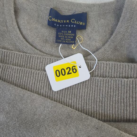 Charter Club Cashmere womens crew neck sweater Heather Size Medium Quiet Luxury - Picture 7 of 7